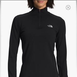 The North Face Warm Half Zip Thin Fleece pullover in Black - Size small
